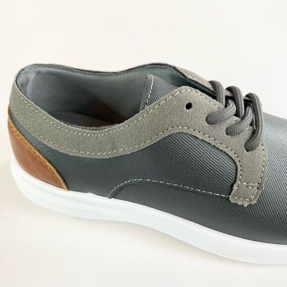 Steve Madden Lace Up Oxford Boys Leather Suede Casual Dress Shoe Gray Size 4 - Picture 5 of 7